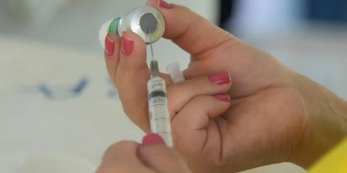 US vai substituir vacina pneumocócica 10-valente pela 20-valente, ampliando proteção contra meningite, pneumonia e outras doenças graves.