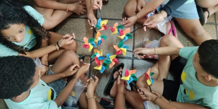 Projeto da Prefeitura de Vitória leva ações de prevenção ao trabalho infantil e à exploração sexual para escolas. Iniciativa já alcançou centenas de estudantes.