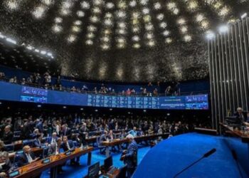 Senado analisa projeto que permite isenção de ISS para a Copa do Mundo Feminina de 2027, além de propostas sobre universidades federais, governança pública e combate ao trabalho escravo.