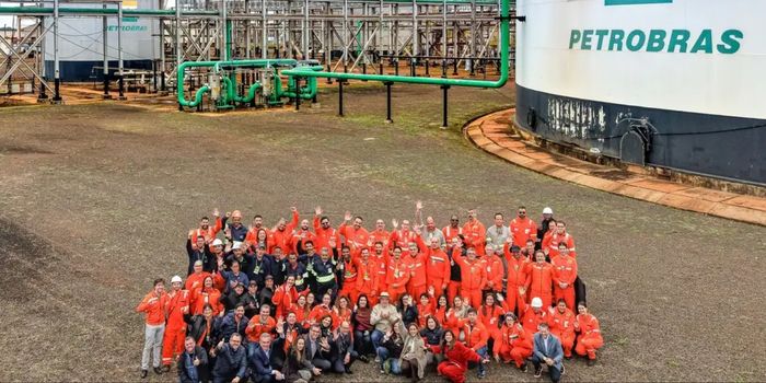 Governo federal retoma obras da UFN-III em Três Lagoas e projeta aumento da produção de fertilizantes até 2029.