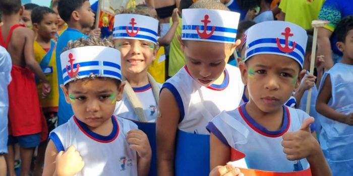 CMEI Rubens Duarte de Albuquerque, em Itararé, lança projeto sobre cultura e identidade com samba-enredo, desfile, maquete comunitária e participação das famílias.