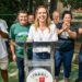 Prefeitura de Vitória inicia construção de nova praça em Santos Reis. Projeto inclui quadra esportiva, playground, academia ao ar livre e melhorias de acessibilidade.