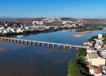 Fundo de Participação Social do Rio Doce disponibiliza R$ 450 milhões para projetos em áreas atingidas pelo desastre de Mariana. Inscrições já estão abertas para organizações sociais e coletivos.