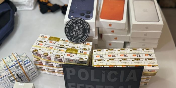 PF cumpre mandados em Vitória e apreende medicamentos para emagrecimento e aparelhos celulares sem comprovação de regularidade fiscal.