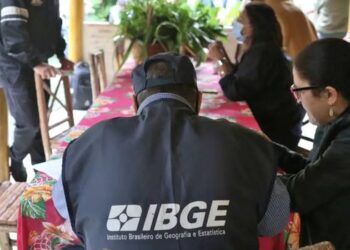 MPF garante a reintegração de 354 candidatos com autismo às vagas PCD em processos seletivos do IBGE após revisão de critérios do edital.
