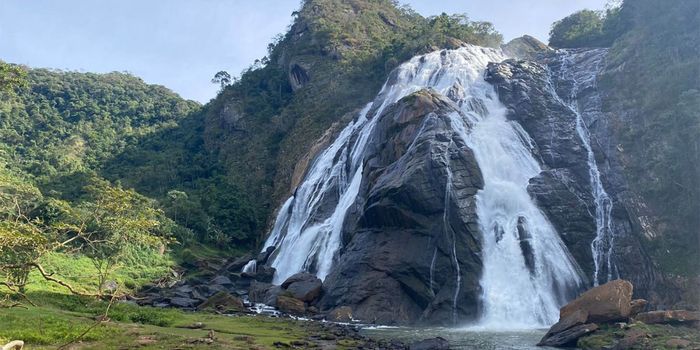 Projeto de lei na Assembleia Legislativa do Espírito Santo propõe reconhecer a Cachoeira da Fumaça como patrimônio natural de relevante interesse estadual, fortalecendo sua preservação e o turismo regional.