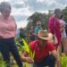 Projeto Arranjos Produtivos realiza primeira entrega oficial em Ibiraçu com mais de 6 mil mudas de pupunha e bambu guadua, fortalecendo a agricultura familiar e a diversificação de culturas.