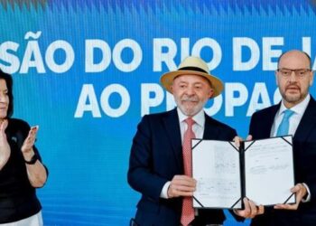 Rio de Janeiro adere ao Propag e poderá economizar R$ 3,1 bilhões ainda em 2026. Programa reduz juros da dívida e amplia investimentos sociais.