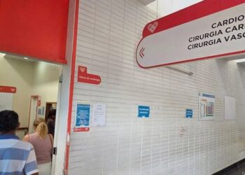 Projeto de lei cria política estadual para diagnóstico e tratamento da hipercolesterolemia familiar no Espírito Santo, com foco na prevenção de doenças cardiovasculares.