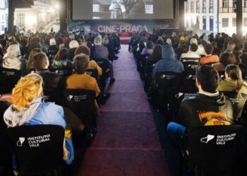 CineOP reúne profissionais do audiovisual em Ouro Preto, anuncia centro de referência em preservação e reforça debates sobre memória e educação.
