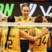 Após vencer a Holanda na estreia, seleção brasileira feminina de vôlei encara a República Dominicana pela Liga das Nações. Equipe busca campanha rumo ao título inédito.