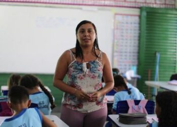 FNDE transfere R$ 4,86 bilhões da quinta parcela do Fundeb para estados, Distrito Federal e municípios. Recursos serão destinados à manutenção e desenvolvimento da educação básica.