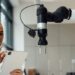Especialistas alertam que a dependência da inteligência artificial pode afetar habilidades médicas e reduzir a capacidade de decisão clínica dos profissionais.