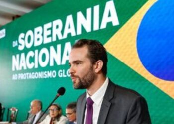 Ministério da Fazenda cumpre agenda na China com foco em investimentos sustentáveis, mercado de carbono e integração econômica.
