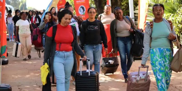 Mulheres quilombolas lançam plano nacional de proteção durante encontro em Brasília e debatem direitos humanos, justiça climática e fortalecimento dos territórios.