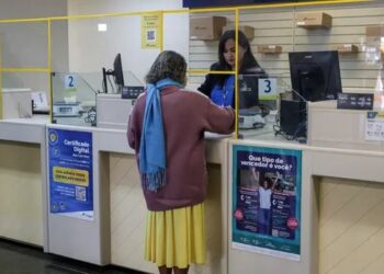 Bancos terão horário especial durante os jogos da Seleção Brasileira na Copa do Mundo. Agências fecharão duas horas antes das partidas, enquanto Pix e canais digitais funcionarão normalmente.