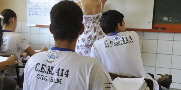 Prazo para pagamento da taxa de inscrição do Enem 2026 termina nesta quarta-feira (17). Saiba quem tem direito à isenção.
