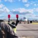 Polícia Federal apreende 107 quilos de drogas e prende 12 pessoas no Aeroporto Internacional de Guarulhos. Ações incluíram flagrantes por tráfico internacional e cumprimento de mandados judiciais.
