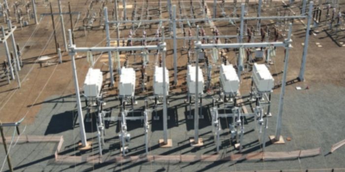 Sistema Interligado Nacional passa a operar com tecnologia inédita de transmissão de energia em Ribeirão Preto, aumentando a eficiência e a segurança do fornecimento elétrico.