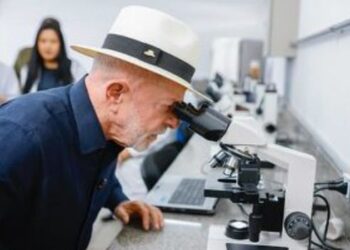 Lula anuncia investimentos de R$ 166,7 milhões na saúde com foco em radioterapia, exames de imagem e atendimento especializado.