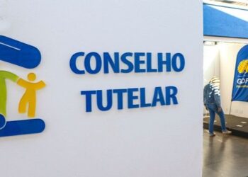 Comissão da Ales promove debate em Ibiraçu sobre o papel dos Conselhos Tutelares, os desafios da rede de proteção e a garantia dos direitos de crianças e adolescentes.