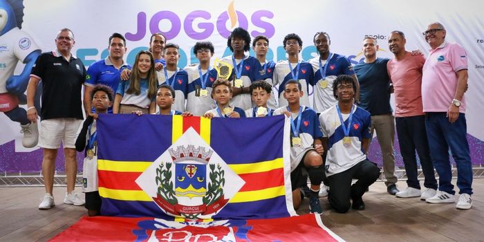 Jogos Escolares do Espírito Santo iniciam etapa juvenil em Guarapari com disputas de modalidades coletivas e vagas para competições nacionais.