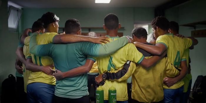 Museu nos Estados Unidos exibe documentário sobre a seleção brasileira de futebol de cegos antes da estreia do Brasil na Copa do Mundo. Sessão gratuita destaca a trajetória da equipe paralímpica.