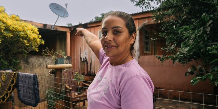 Mais de 246 mil famílias de baixa renda já receberam gratuitamente a nova parabólica digital pelo programa Brasil Antenado. Saiba quem tem direito e como solicitar.