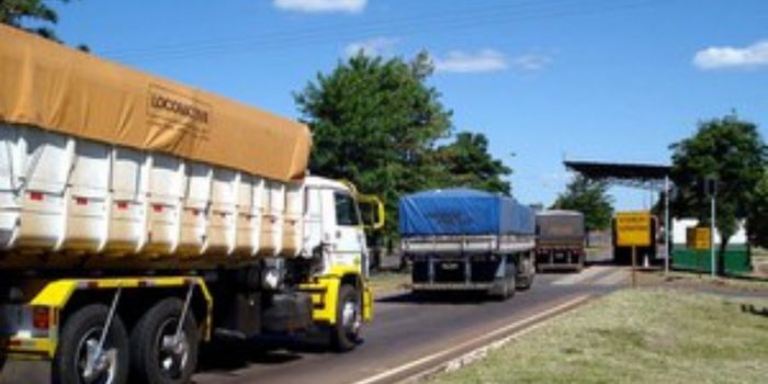 Medida provisória corrige descrição de crédito garantido pelo FGI e reforça inclusão de caminhoneiros autônomos e MEIs no programa.