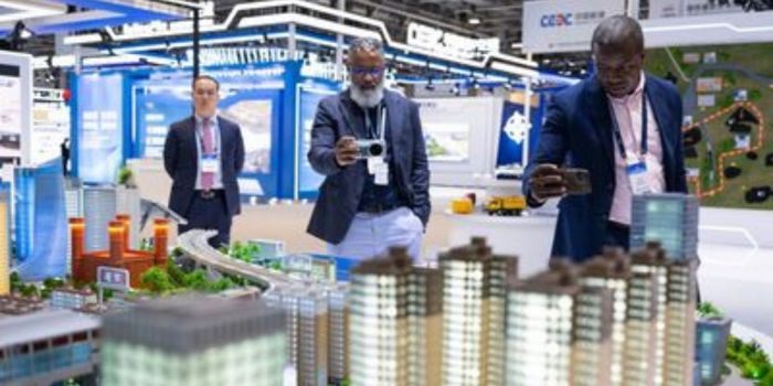 Novo PAC fortalece infraestrutura brasileira e coloca o país na liderança entre nações lusófonas, segundo relatório internacional divulgado em 2026.