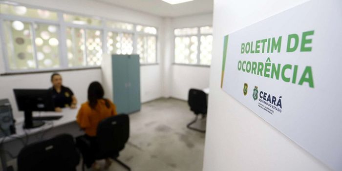 Lei sancionada pelo governo federal aumenta de seis para 12 meses o prazo para denúncias de violência doméstica e familiar.