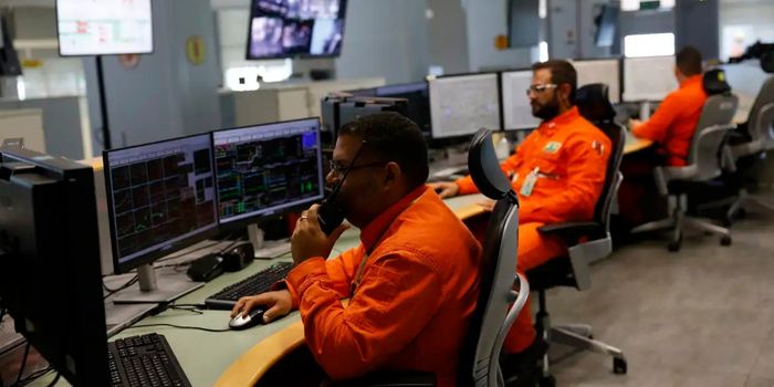 Brasil registra taxa de subutilização de 13,3%, menor patamar da série histórica do IBGE, indicando melhora na absorção da força de trabalho.