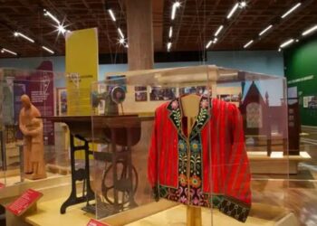Museu do Ipiranga abre exposição sobre a história multicultural da Liberdade, em São Paulo, com entrada gratuita até janeiro de 2027.