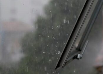 Inmet prevê temporais no Sul e baixa umidade no Centro-Oeste, Sudeste e Nordeste entre sexta e sábado. Norte segue com pancadas de chuva.