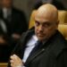 Moraes abriu prazo de 48 horas para tribunais explicarem pagamentos a juízes acima do teto do STF. Valores teriam superado R$ 200 mil em alguns casos.