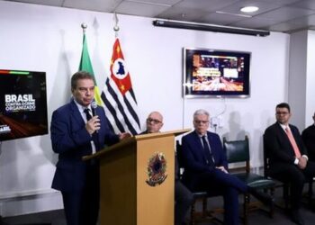 O Governo Federal inaugurou em São Paulo o Escritório Nacional Antifacção, estrutura permanente da Senasp para reforçar a integração entre forças de segurança e intensificar o combate ao crime organizado e à lavagem de dinheiro.