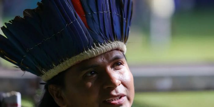 Câmara aprova projeto que garante o uso de indumentárias tradicionais em documentos oficiais de identificação.
