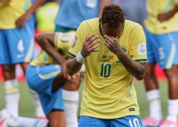 Neymar marcou na derrota do Brasil para a Noruega e, emocionado, indicou o fim de seu ciclo na Seleção Brasileira após a eliminação na Copa de 2026.