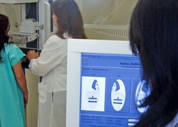Nova lei no Espírito Santo cria programa para acompanhar pacientes com câncer de mama e agilizar o acesso ao diagnóstico e ao tratamento.