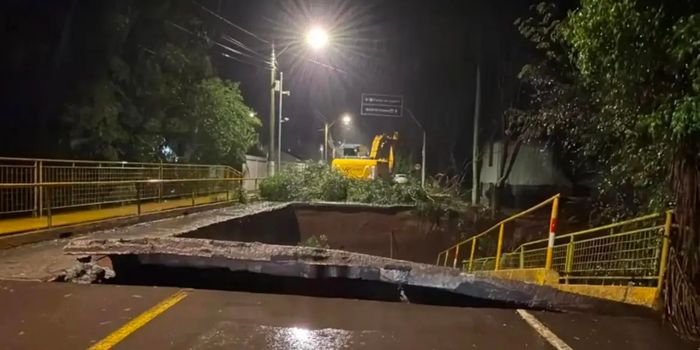 Fortes chuvas atingem 143 municípios do RS e elevam risco de enchentes no Rio Taquari, segundo a Defesa Civil.