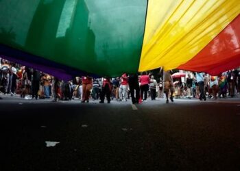 Grupo Arco-Íris cobra explicações sobre a ausência de dados de crimes de LGBTIfobia do Rio de Janeiro no Anuário Brasileiro de Segurança Pública.