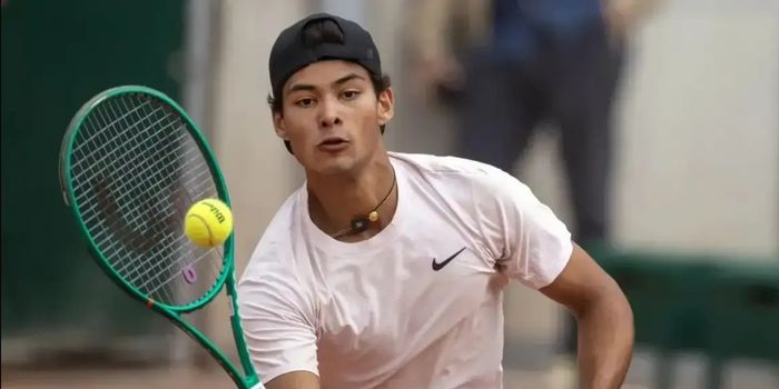 Brasil conquista um título e um vice nas duplas juvenis de Wimbledon. Guto Miguel é campeão e Nauhany Silva e Victoria Barros ficam com o segundo lugar.