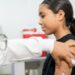 Jovens de 15 a 19 anos poderão receber gratuitamente a vacina contra o HPV no SUS até dezembro de 2026.