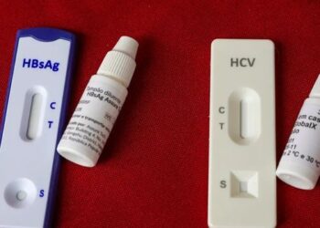Julho Amarelo destaca prevenção, vacinação e diagnóstico precoce das hepatites virais para reduzir casos de cirrose e câncer de fígado no Brasil.