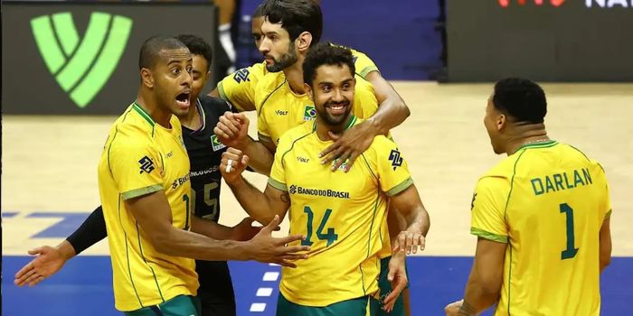 Seleção masculina enfrenta a França pela Liga das Nações e busca classificação para a fase final da competição.