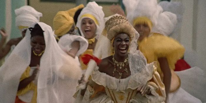 Filme Xica da Silva volta aos cinemas em versão restaurada em 4K, resgatando um dos maiores sucessos da história do cinema brasileiro.