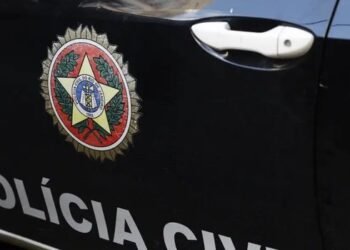 Operação Hawala investiga lavagem de dinheiro de facções criminosas e cumpre mandados em quatro estados brasileiros.