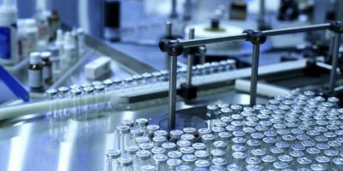 Lei fortalece a produção nacional de medicamentos, vacinas e tecnologias para o SUS, reduzindo a dependência de importações e ampliando a inovação.
