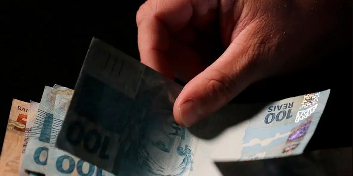 Trabalhadores nascidos em setembro e outubro recebem o abono salarial 2026 nesta quarta-feira. Veja critérios, valores e formas de pagamento.