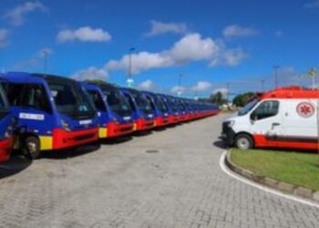 Pacote de R$ 3,95 bilhões vai ampliar atendimento do SUS com reforço na atenção primária, SAMU, cirurgias, exames e transporte sanitário.